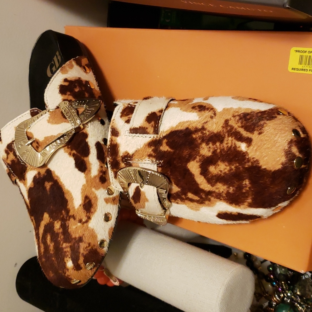 Cow hide slipon